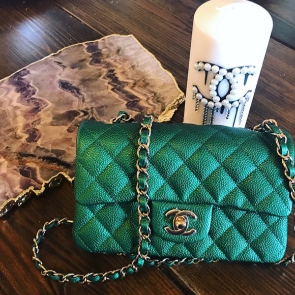 Hi I'm Julie Rose, a fashion blogger and reseller! - Picture 5 of 12